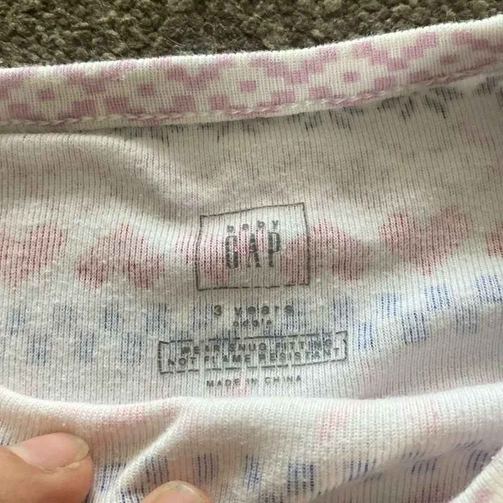 Girl pajamas bundle x4
